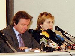 Слева Президент ЕОТ г-н Калогеропулос