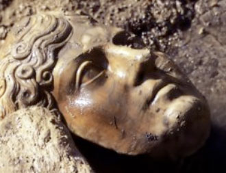 � 1 ������ ����� ����� � �������� ������ �������� � 8:00 �� 18:00