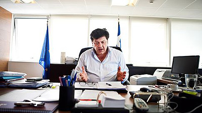 Высокопоставленный греческий чиновник попал под следствие