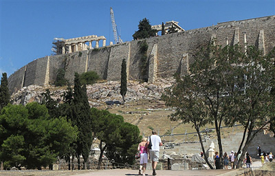 В Греции одобрен план восстановления участка стены знаменитого афинского Акрополя