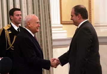 Президент Греции провел 1 января 2009 года ряд официальных встреч