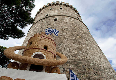 Кулури-чемпион или как греческие пекари обернули средневековую башню гигантским бубликом