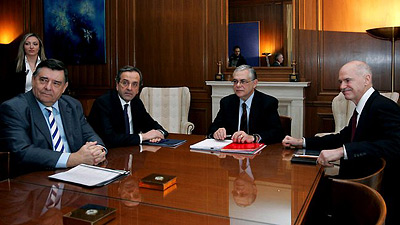 Премьер Греции и лидеры партий обсуждают предложения "тройки"