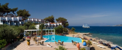 Суперакция: 15 евро за место в двухместном номере с завтраком  в апреле и мае! Отель "Venus Beach"