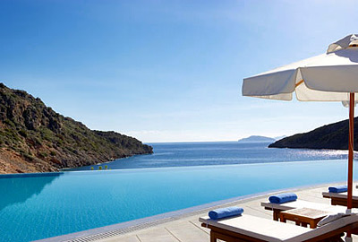 Самый богатый остров Греции