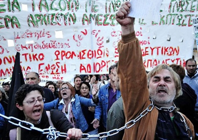 Жесткая экономия создает Греции проблемы