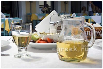 Фестиваль греческой кухни проходит в Париже