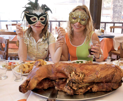 Греция прощается с мясом карнавалами!