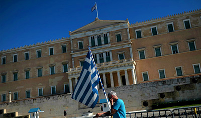 Парламент Греции принял проект бюджета, очистив путь для получения Афинами нового пакета помощи кредиторов