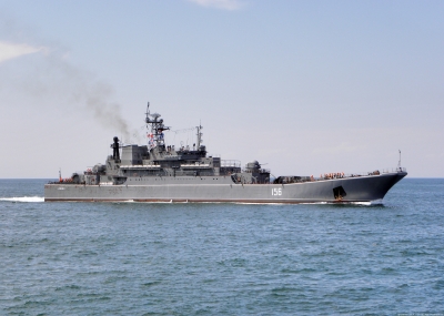 БДК "Ямал" Черноморского флота России прибыл на остров Спецес