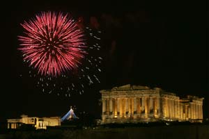 Афины встретили Новый год фейерверками и гала-концертом