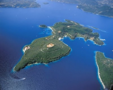 Эмир Катара может приобрести остров в Греции