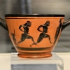 Античный кубок, врученный победителю марафона на первой олимпиаде современности, вернулся в Грецию