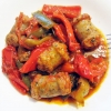 Секреты греческой кухни: Спецофаи - жареные деревенские колбаски в густом томатном соусе