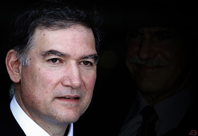 Новый скандал Кризиса: возбуждено уголовное дело против главы статведомства Греции