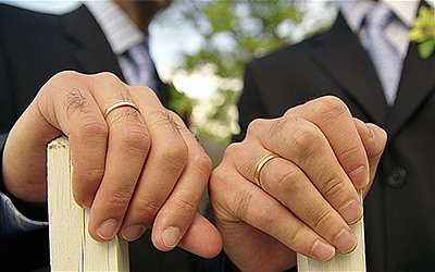 В Греции заключили первый однополый брак