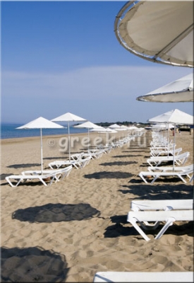 "Голубые флаги" ЕС получили 425 греческих пляжей