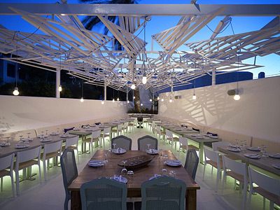 Белоснежный ресторан на греческом острове Миконос