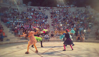 В греческом Лутраки прошли детские и юношеские фестивали