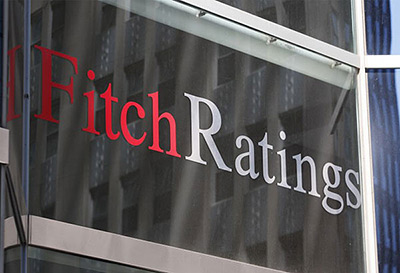 Fitch повысило долгосрочный рейтинг Греции на одну ступень до "ССС"