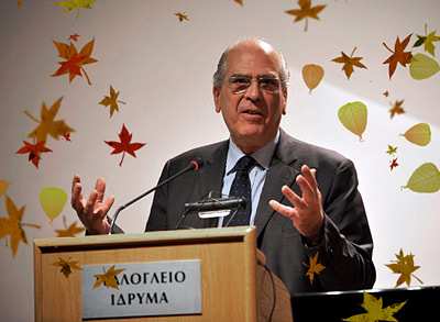 Глава греческого приватизационного агентства подал в отставку