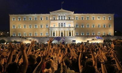 Греки мирно "захватили" Уолл-Стрит