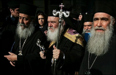 Священники в Греции будут меньше служить, помогая сократить расходы
