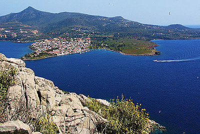 Из Афин по дну Эгейского моря протянут 14-километровый водопровод