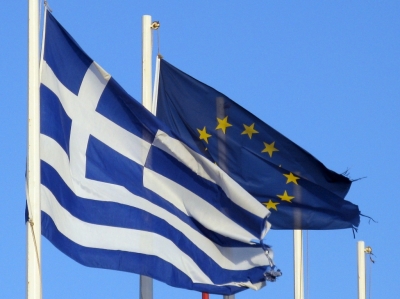 Греция получит более 5,7 млрд евро во втором транше кредита
